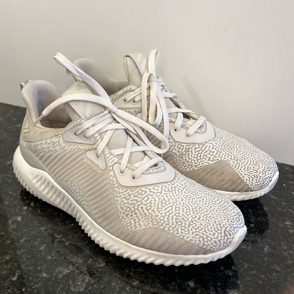 Adidas Alphabounce HPC AMS Monochrome. Men’s Runners. Size 8 - Picture 1 of 10